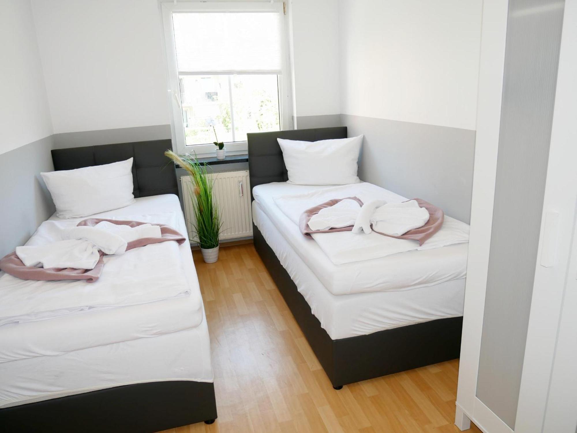 Sunnyhome Monteurwohnungen Und Apartments In Weiden Weiden in der Oberpfalz Екстериор снимка